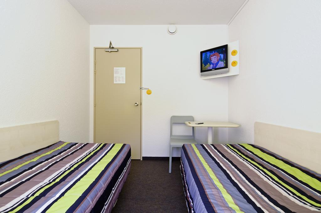 Enzo Hotel 1Er Prix Coudes Kültér fotó