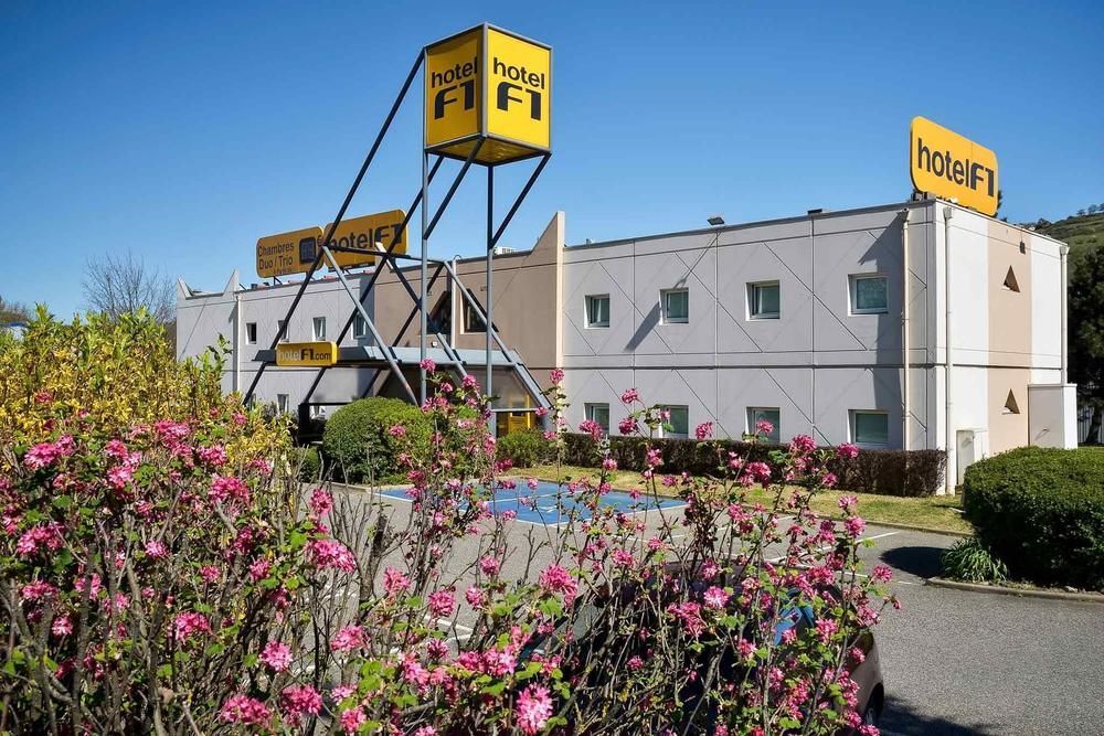 Enzo Hotel 1Er Prix Coudes Kültér fotó